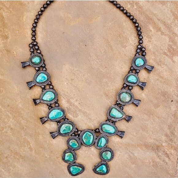 Vintage Old Pawn Green Blue Turquoise Squash Blossom Necklace - Picture 3 of 10
